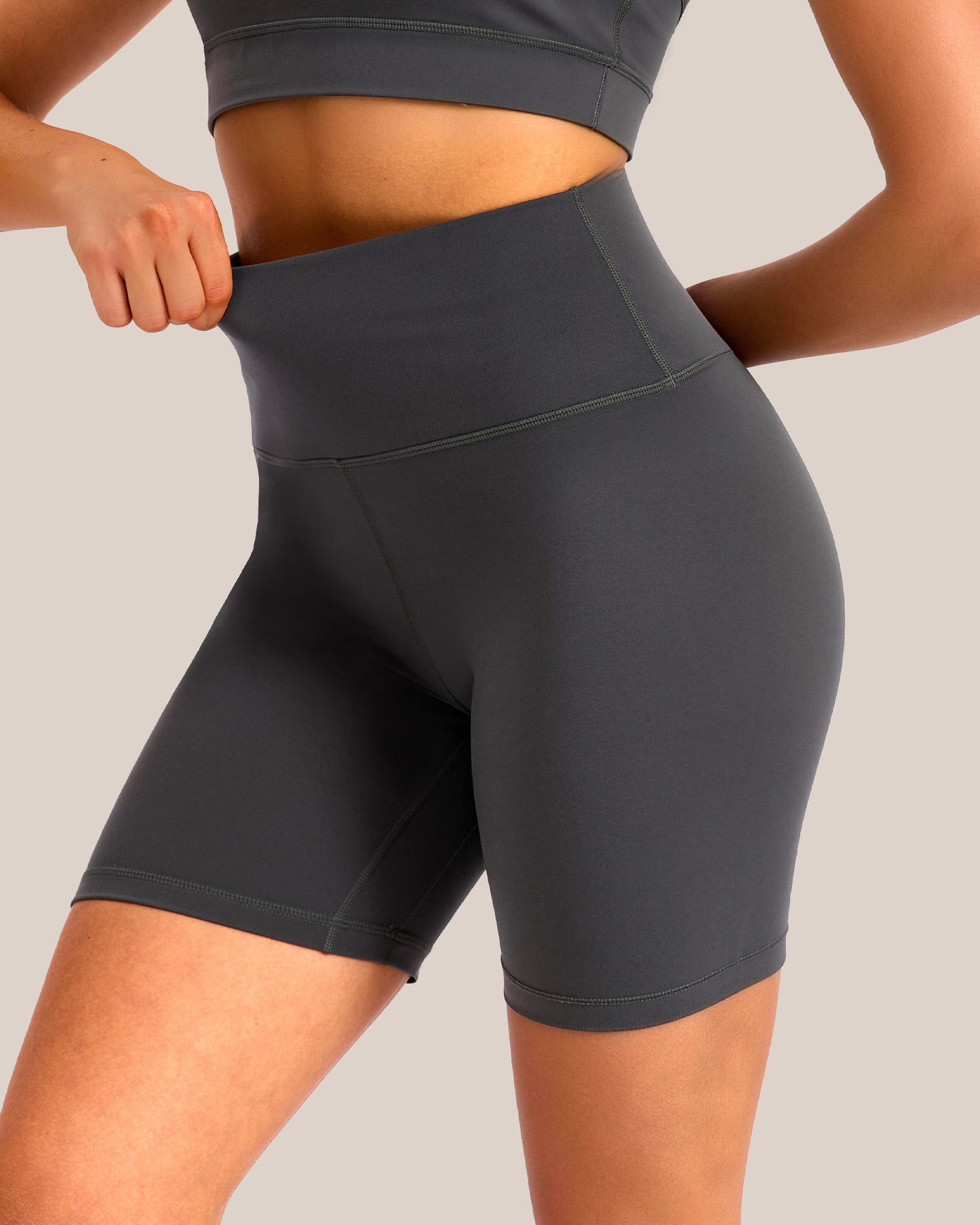 Chic Sculpt High-Waisted Biker Shorts 6''